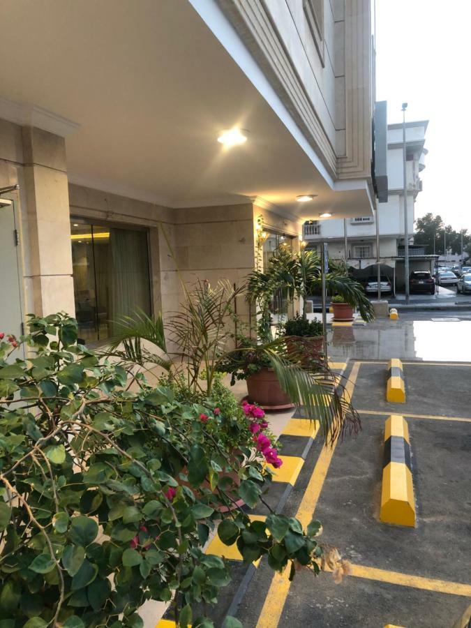 Dar Al Maamon Furnished Apartment 吉达 外观 照片